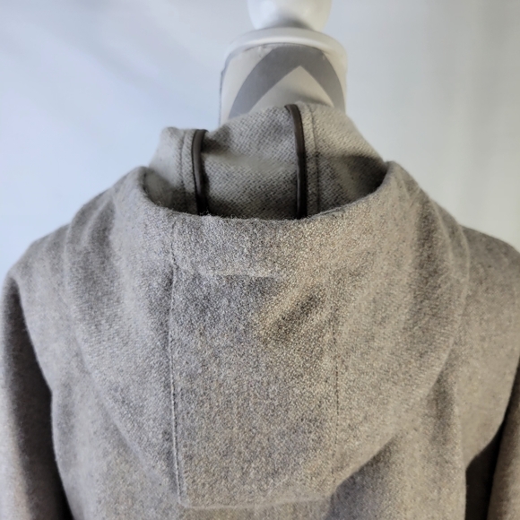 Eddie Bauer Womans Wool Blend Poncho/Cape Side snaps One size fits most Full Zip - Picture 8 of 16